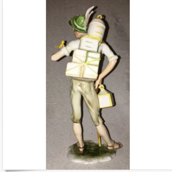 AK Kaiser Vintage Handpainted Porcelain Figurine Birdseller #387 W Germany
